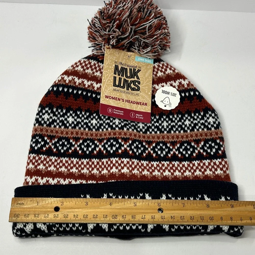 Muk Luks Womens Fair Isle Beanie Spice Isle Wool Blend Pom Pom Hat Winter Tossle